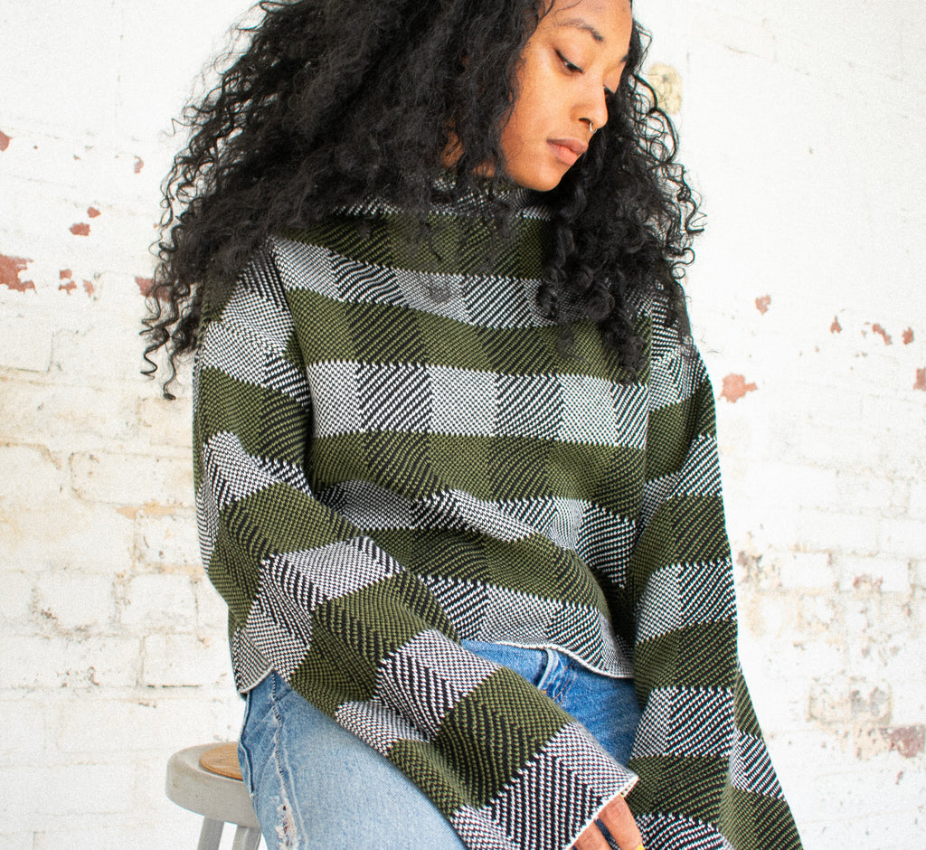 Cropped Bell Sleeve Jumper - Leo Collective
